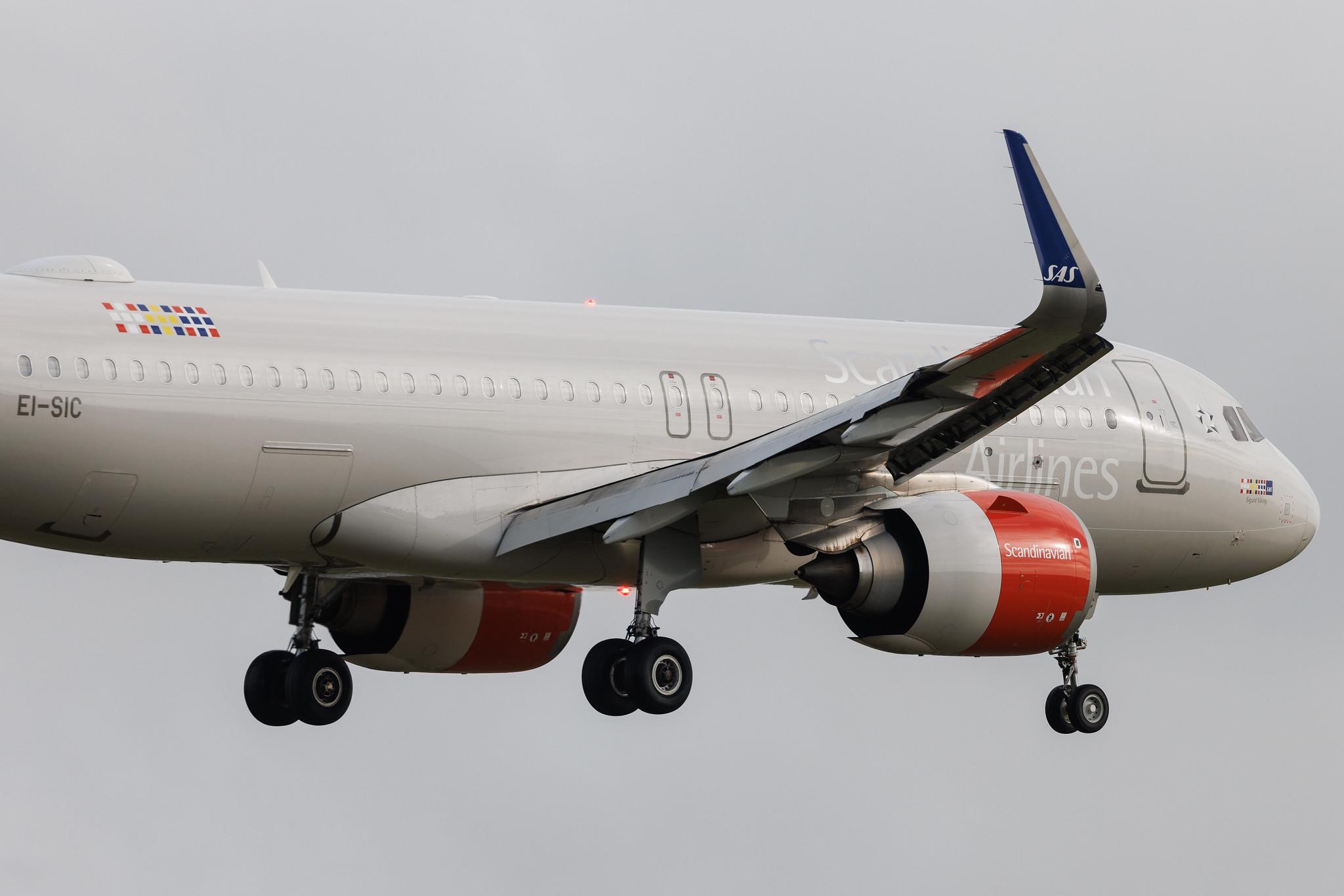 London Heathrow: SAS (SK / SAS) | Operator: SAS Connect | Airbus A320-251N A20N | EI-SIC | MSN 7979