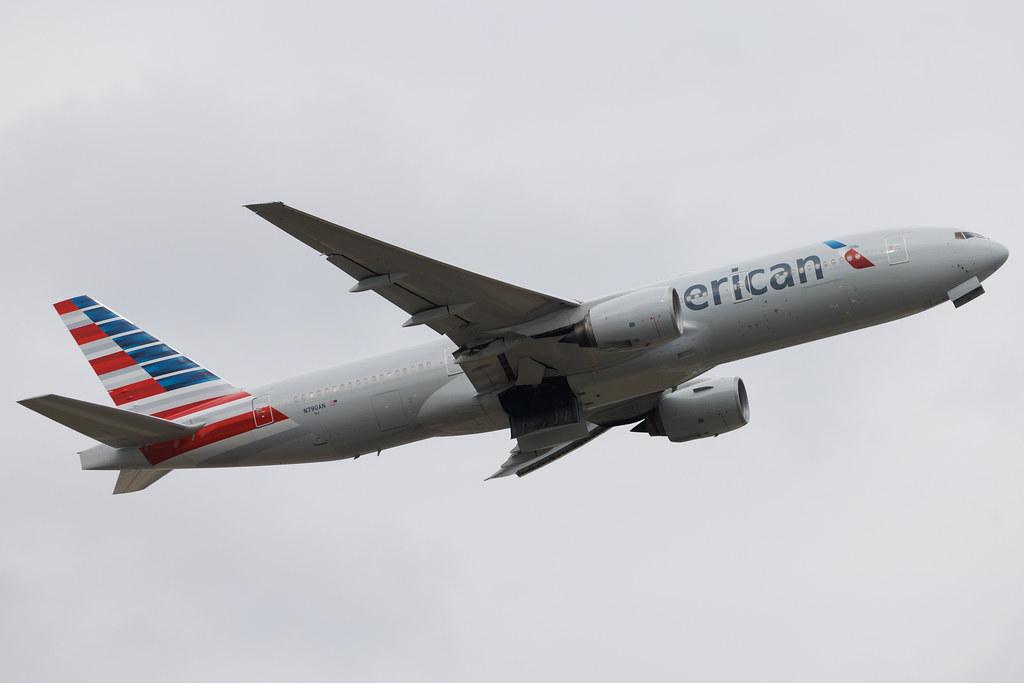 London Heathrow: American Airlines (AA / AAL) | Boeing 777-223(ER) B772 | N790AN | MSN 30251