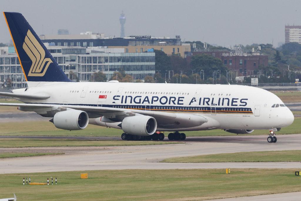 London Heathrow: Singapore Airlines (SQ / SIA) | Airbus A380-841 A388 | 9V-SKV | MSN 247