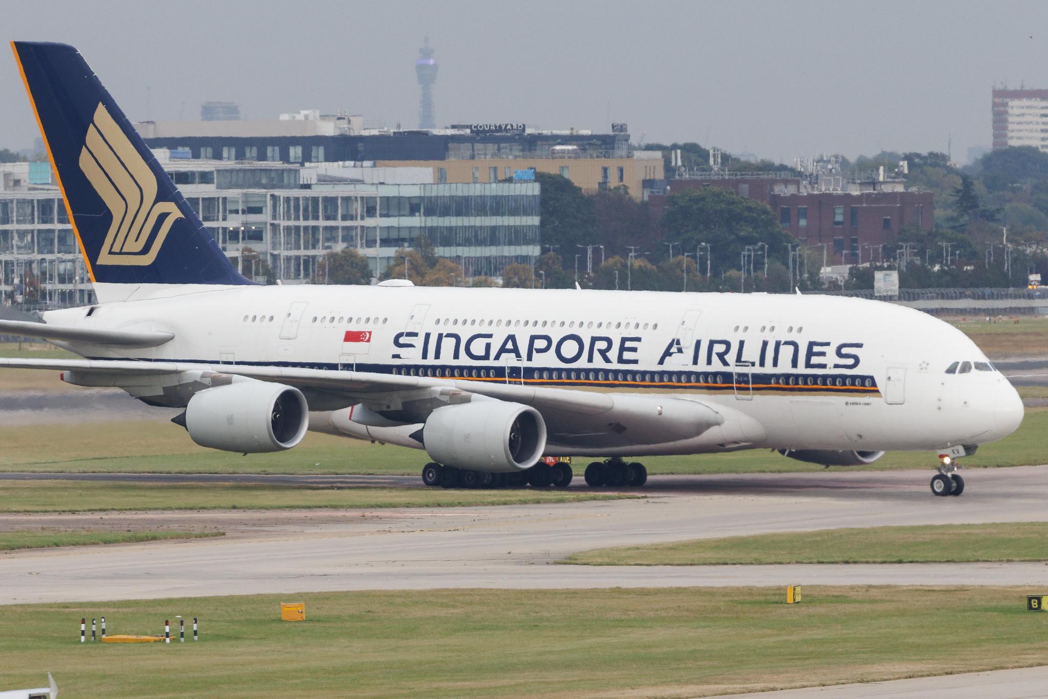 London Heathrow: Singapore Airlines (SQ / SIA) | Airbus A380-841 A388 | 9V-SKV | MSN 247
