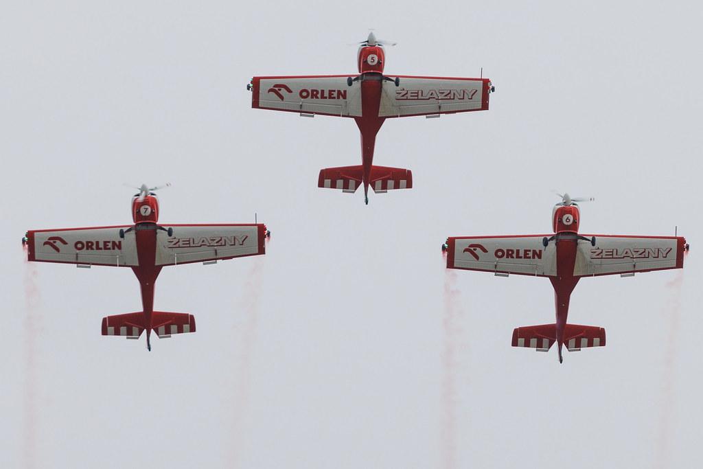 AIR SHOW Radom: Grupa akrobacyjna ?ELAZNY | Zlin 50LS | SP-AUD | MSN 0035