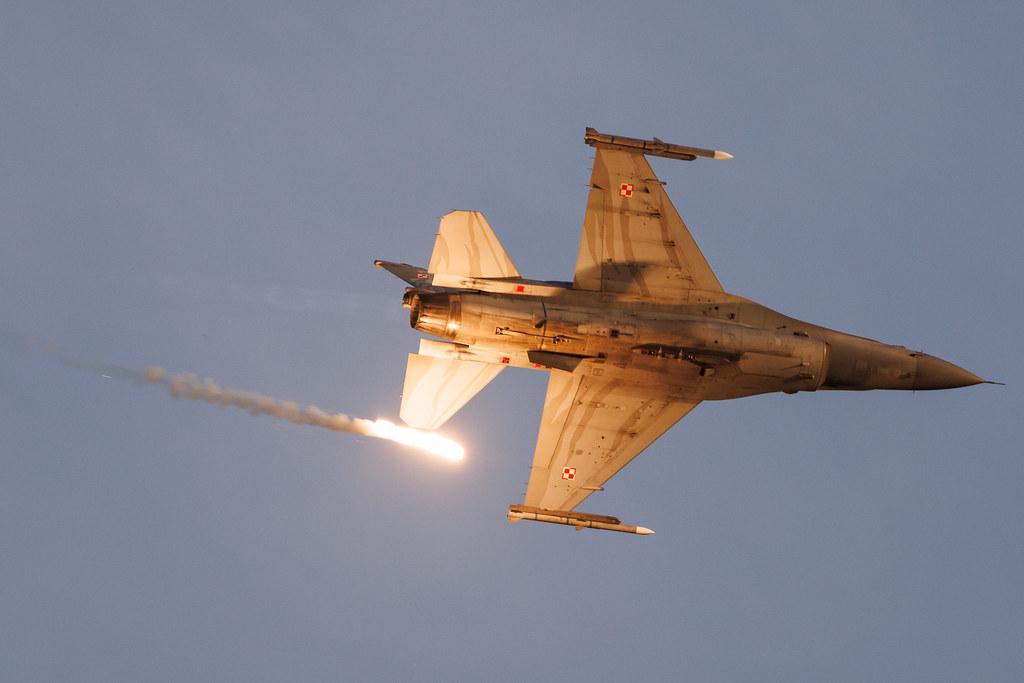 AIR SHOW Radom: Polish Air Force (/ PLF) | General Dynamics F-16C Fighting Falcon F16 | 4052 | MSN JC-13