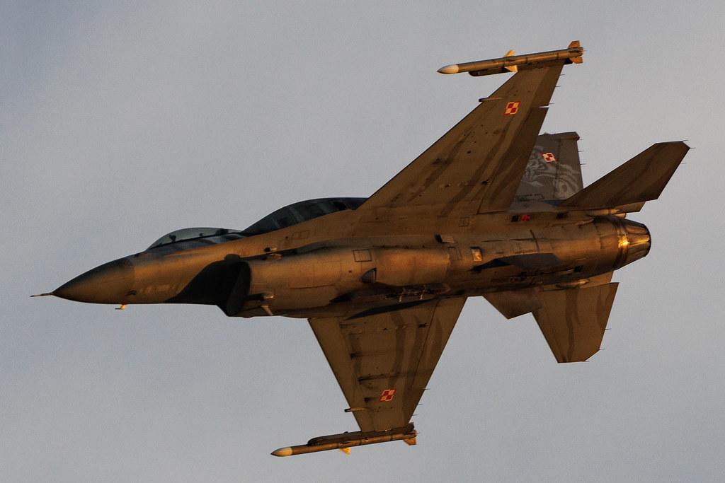 AIR SHOW Radom: Polish Air Force (/ PLF) | General Dynamics F-16C Fighting Falcon F16 | 4052 | MSN JC-13