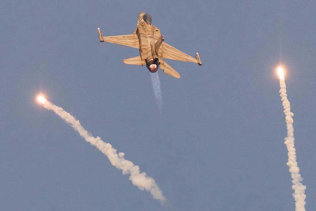 AIR SHOW Radom: Polish Air Force (/ PLF) | General Dynamics F-16C Fighting Falcon F16 | 4052 | MSN JC-13