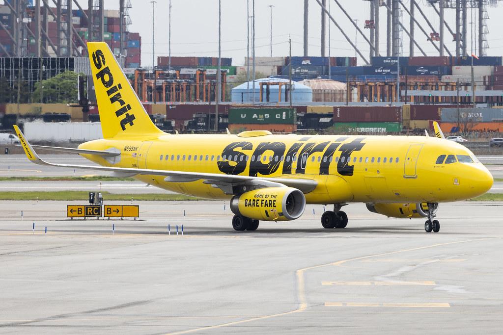 Newark Liberty International Airport: Spirit Airlines (NK / NKS) | Airbus A320-232 A320 | N695NK | MSN 08696