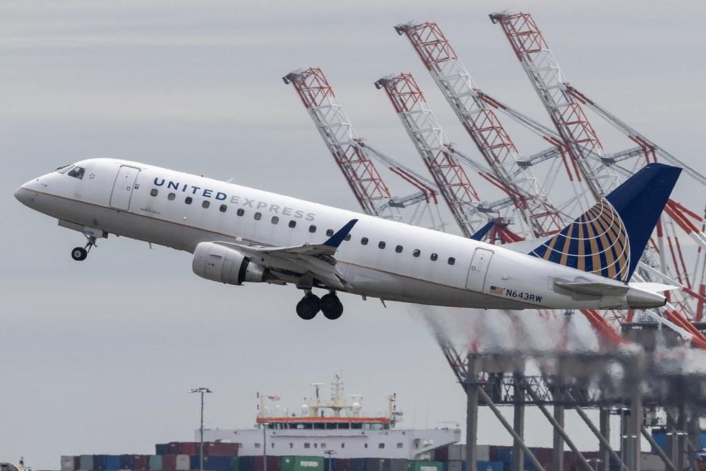 Newark Liberty International Airport: United Express (UA / UAL) | Operator: Republic Airways | Embraer E170SE E170 | N643RW | MSN 17000060