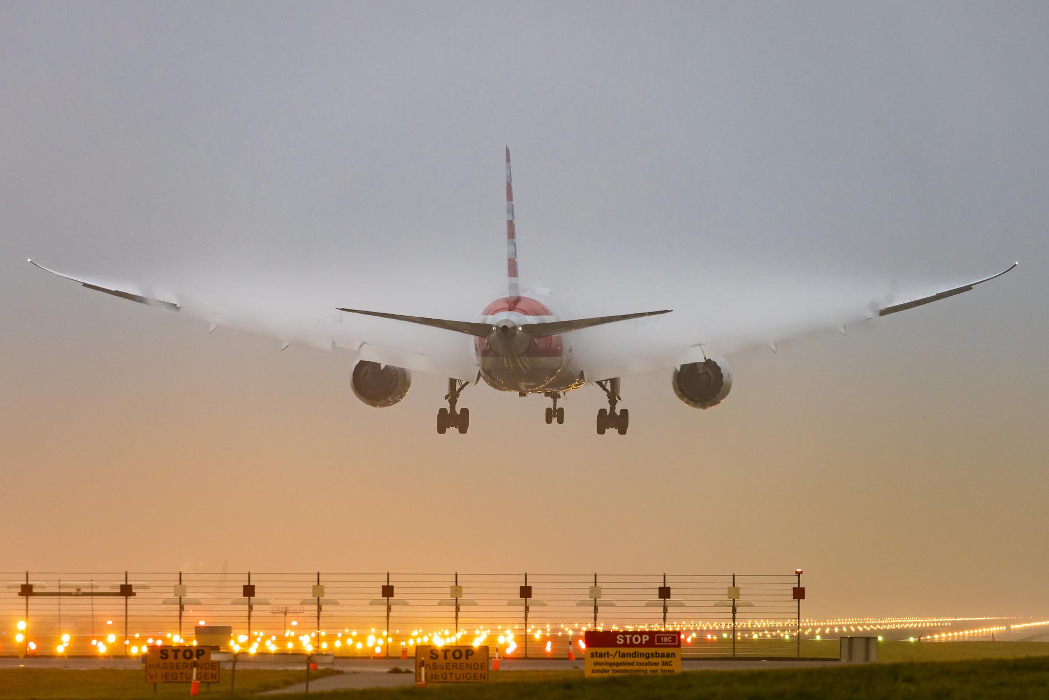 Amsterdam Schiphol: American Airlines (AA / AAL) | Boeing 787-8 Dreamliner B788 | N874AN | MSN 65994