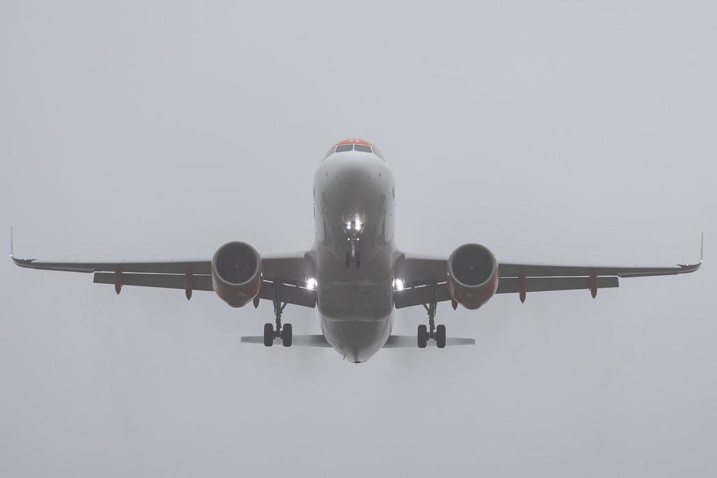 Amsterdam Schiphol: easyJet (U2 / EZY) | Operator: easyJet Europe |  Airbus A320-251N A20N | OE-LSJ | MSN OE-LSJ