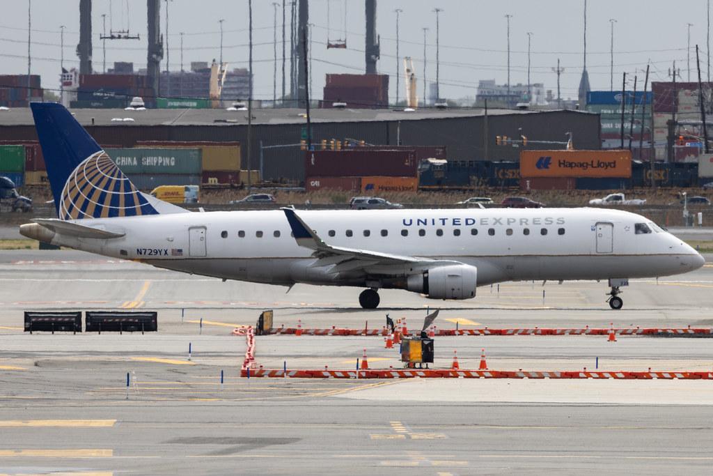 Newark Liberty International Airport: United Express (UA / UAL) | Operator: Republic Airways | Embraer E175LR E75L | N729YX | MSN 17000512