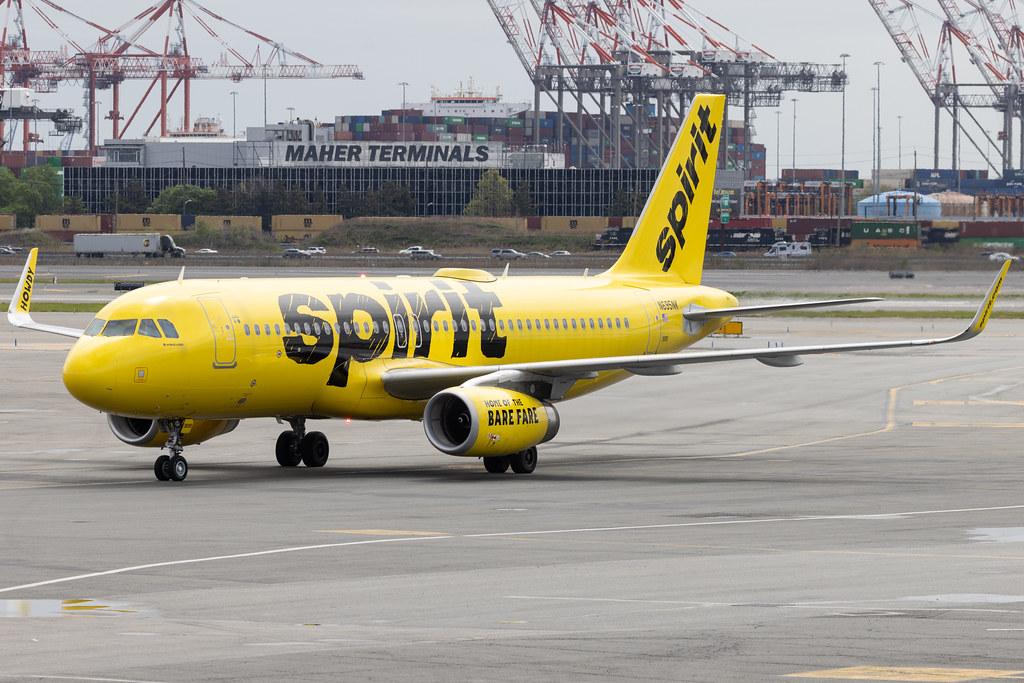 Newark Liberty International Airport: Spirit Airlines (NK / NKS) | Airbus A320-232 A320 | N695NK | MSN 08696