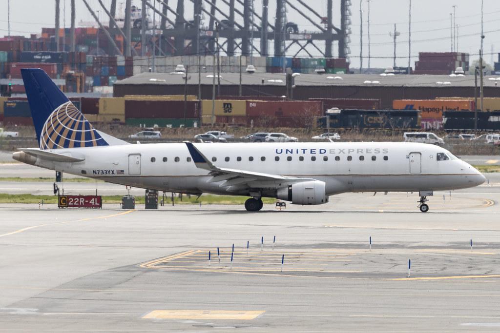 Newark Liberty International Airport: United Express (UA / UAL) | Operator: Republic Airways | Embraer E175LR E75L | N733YX | MSN 17000539