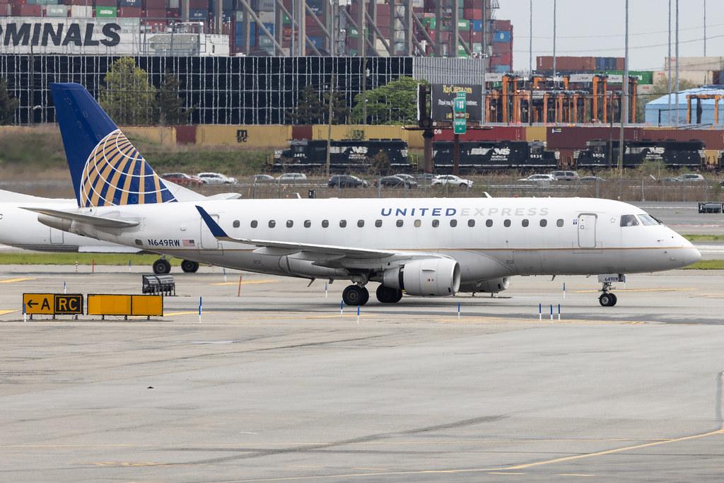 Newark Liberty International Airport: United Express (UA / UAL) | Operator: Republic Airways | Embraer E170SE E170 | N649RW | MSN 17000070