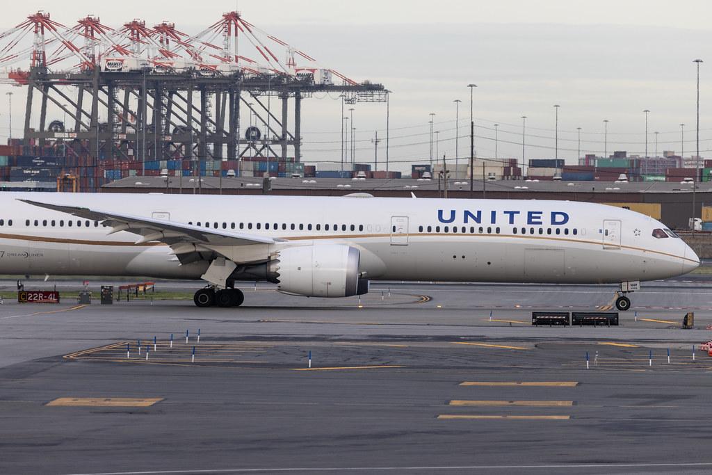 Newark Liberty International Airport: United Airlines (UA / UAL) | Boeing 787-10 Dreamliner B78X | N14001 | MSN 40936