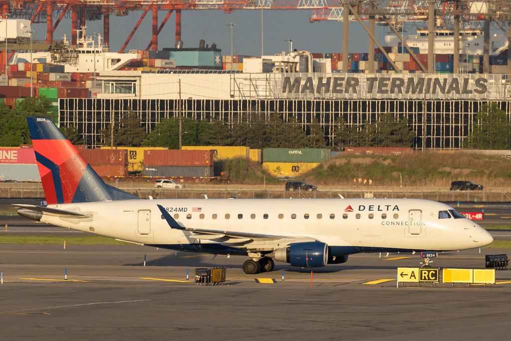 Newark Liberty International Airport: Delta Connection (DL / DAL) | Operator: Republic Airways | Embraer E170SU E170 | N824MD | MSN 17000045