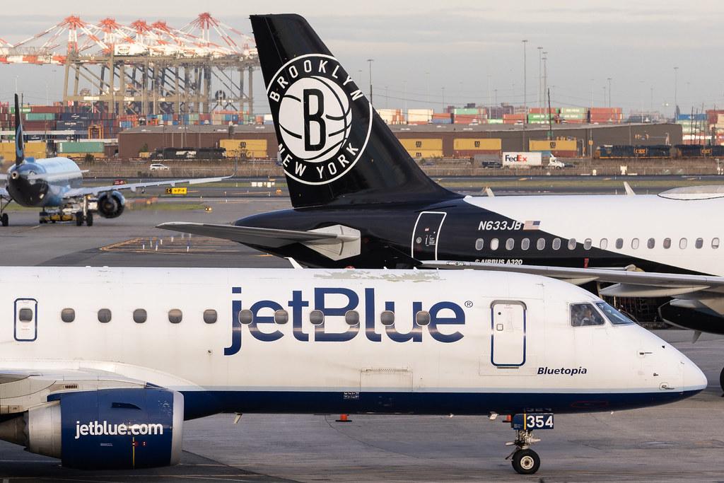 Newark Liberty International Airport: JetBlue Airways (B6 / JBU) | Embraer E190AR E190 | N354JB | MSN 19000601