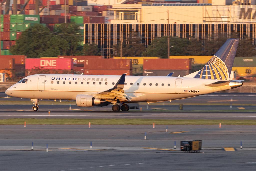 Newark Liberty International Airport: United Express (UA / UAL) | Operator: Republic Airways | Embraer E170SE E170 | N749YX | MSN 17000685
