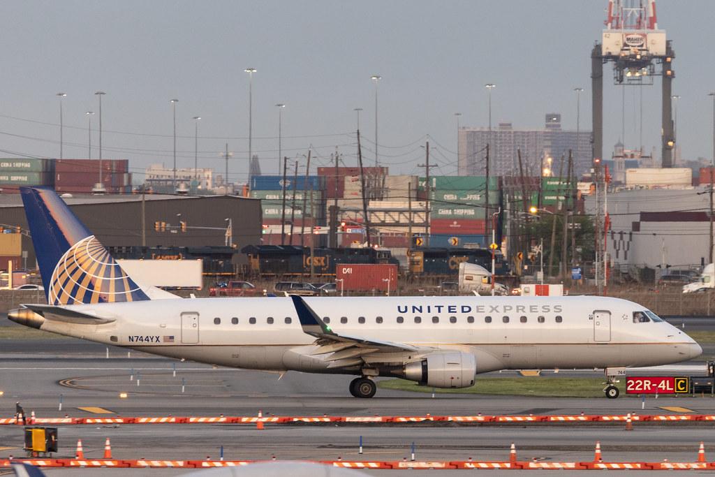 Newark Liberty International Airport: United Express (UA / UAL) | Operator: Republic Airways | Embraer E175LR E75L | N744YX | MSN 17000661