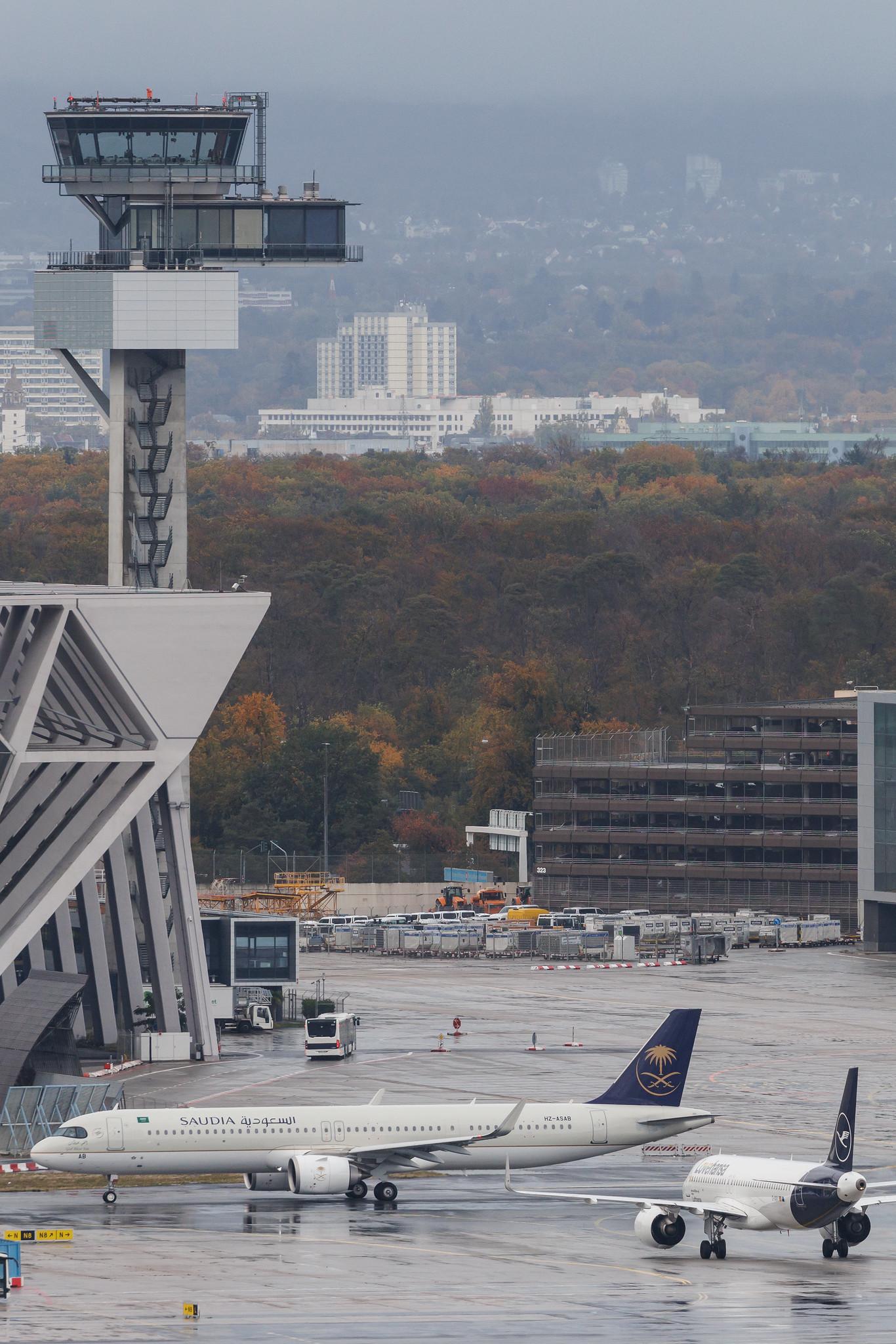 Frankfurt Airport: Saudia (SV / SVA) | Airbus A321-251NX A21N | HZ-ASAB | MSN 11420