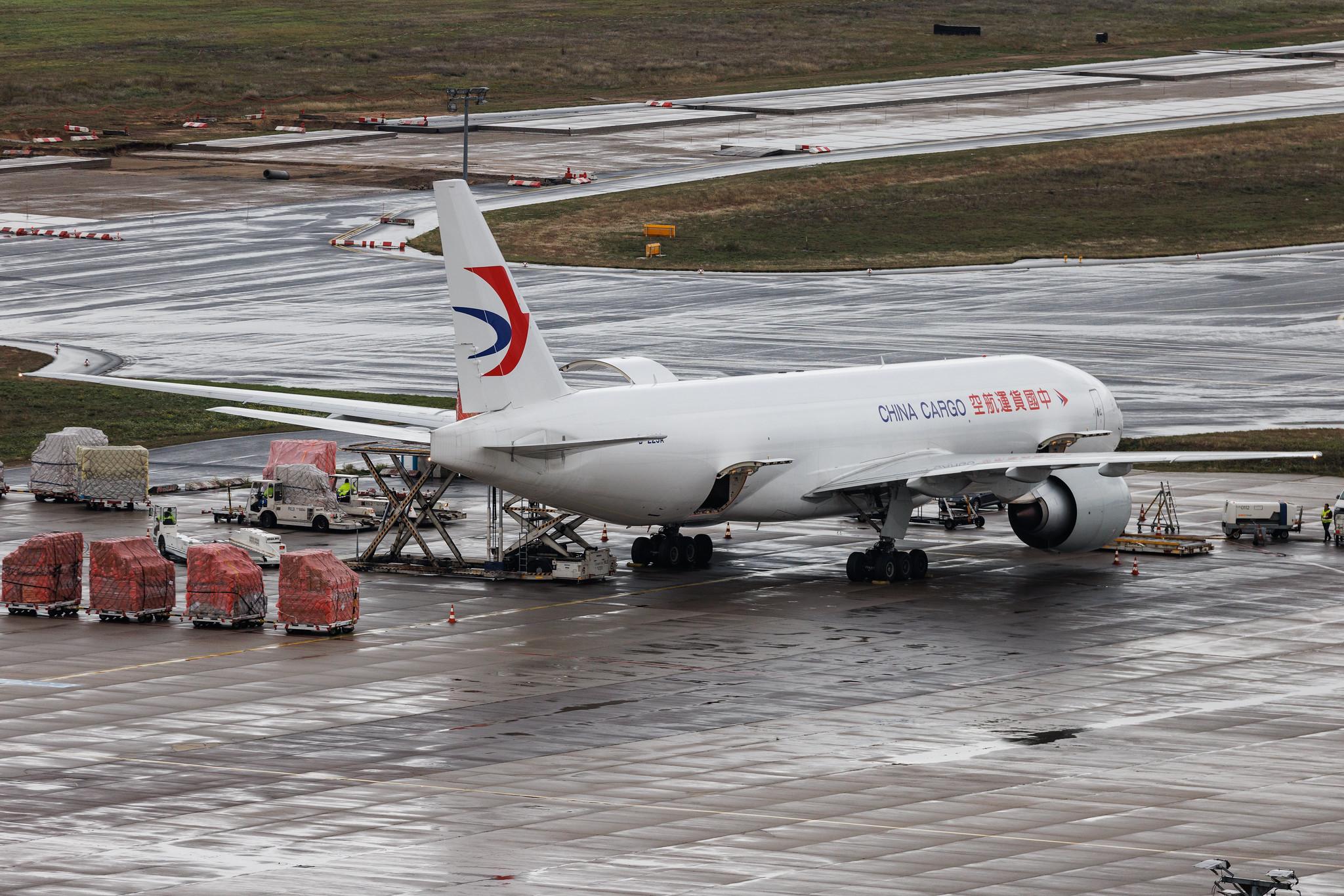 Frankfurt Airport: China Cargo Airlines (CK / CKK) | Boeing 777-F B77L | B-223A | MSN 67799