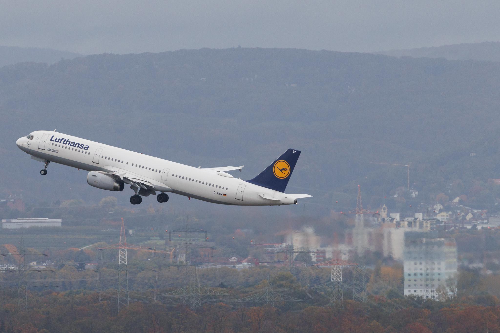 Frankfurt Airport: Lufthansa (LH / DLH) | Airbus A321-231 A321 | D-AISV | MSN 4050