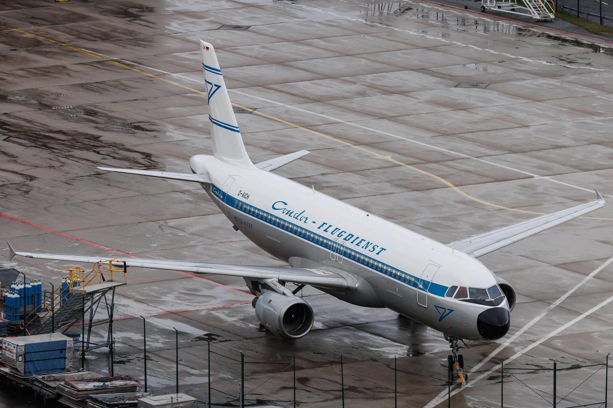 Frankfurt Airport: Condor (DE / CFG) | Livery: Retro Livery | Airbus A320-212 A320 | D-AICH | MSN 0971
