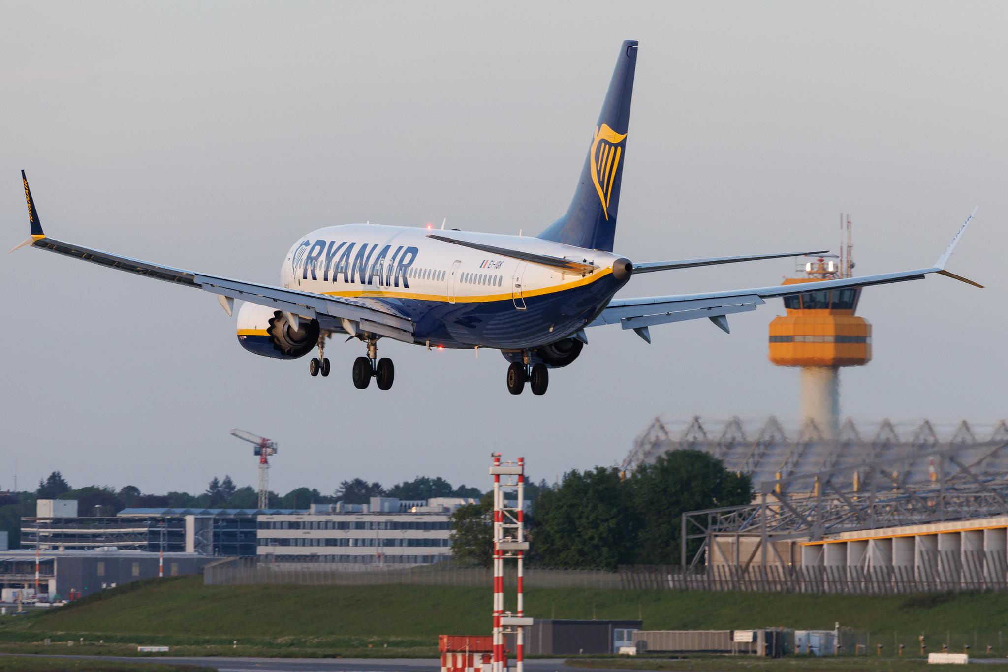 Hamburg Airport: Ryanair (FR / RYR) |  Boeing 737 MAX 8-200 B38M | EI-IGK | MSN 67075