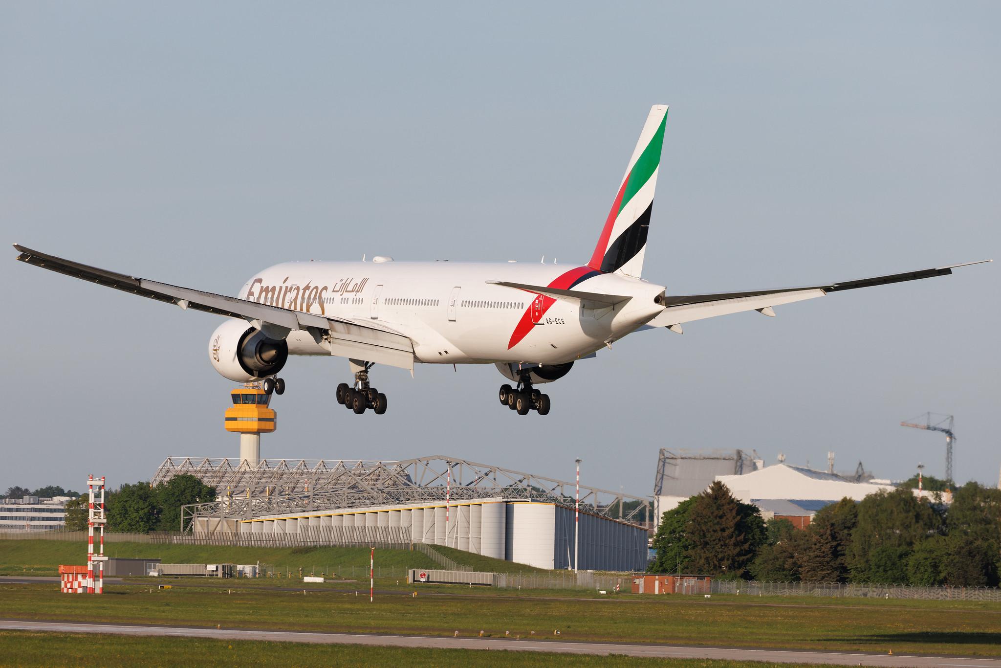 Hamburg Airport: Emirates (EK / UAE) | Boeing 777-31H(ER) B77W | A6-ECS | MSN 38980