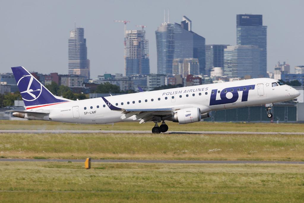 Warsaw Chopin Airport: LOT (LO / LOT) | Embraer E190AR E190 | SP-LMF | MSN 19000330