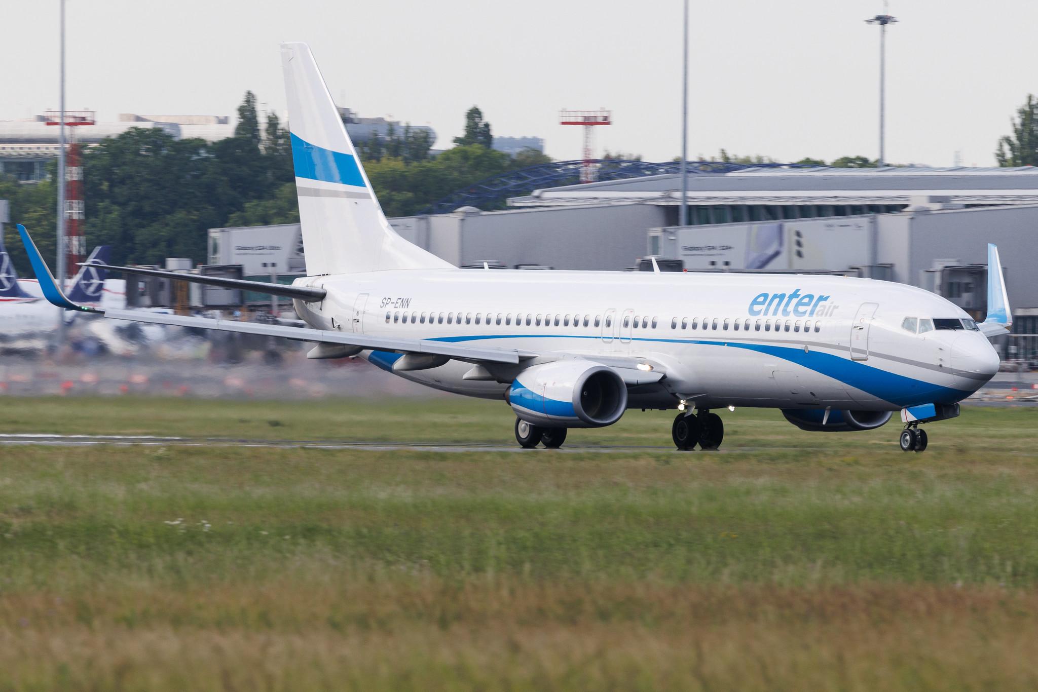 Warsaw Chopin Airport: Enter Air (E4 / ENT) | Boeing 737-8CX B738 | SP-ENN | MSN 32368