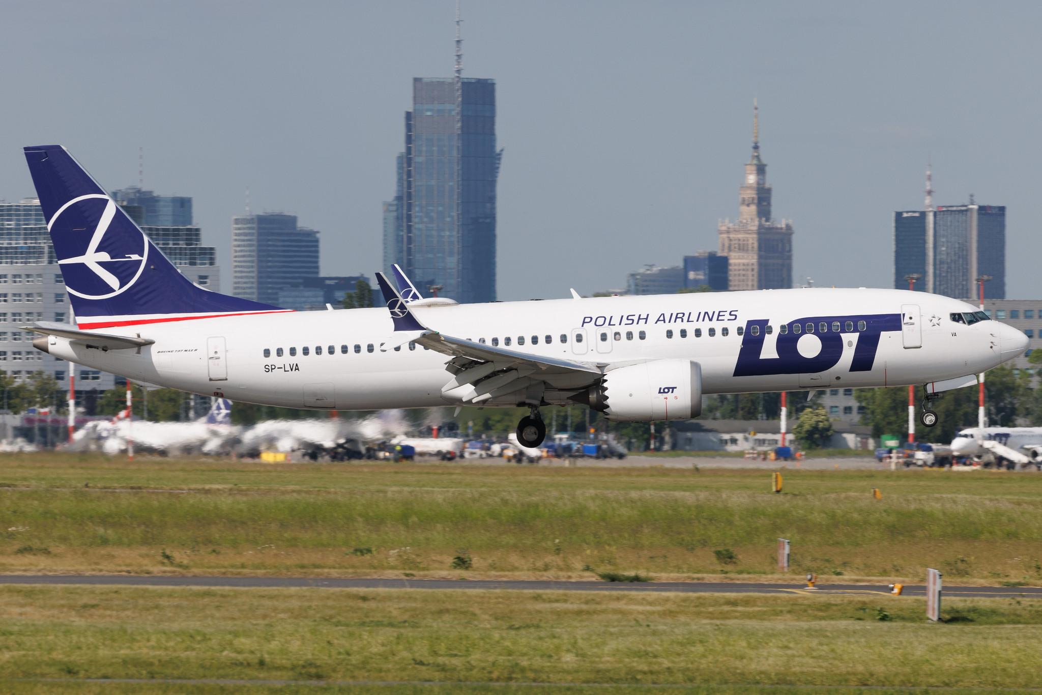 Warsaw Chopin Airport: LOT (LO / LOT) | Boeing 737 MAX 8 B38M | SP-LVA | MSN 64067