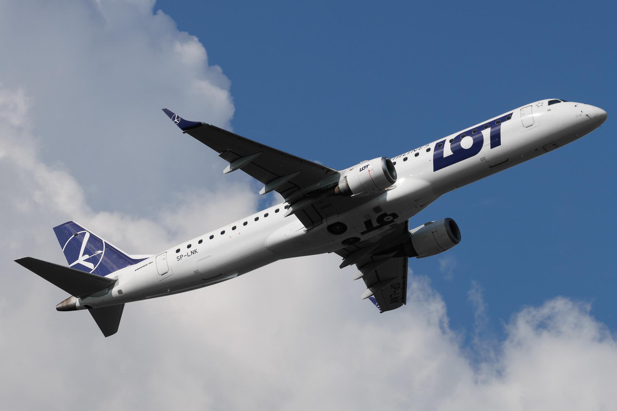 Warsaw Chopin Airport: LOT (LO / LOT) | Embraer E195LR E195 | SP-LNK | MSN 19000247