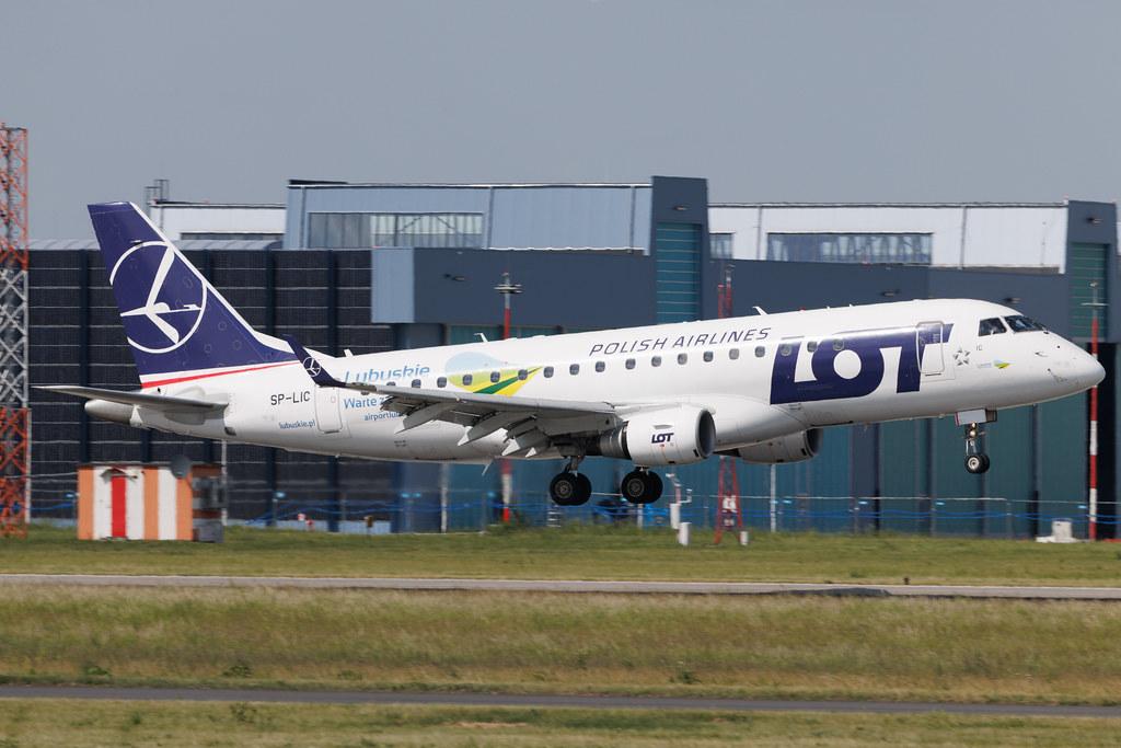 Warsaw Chopin Airport: LOT (LO / LOT) | Embraer E175STD E75S | SP-LIC | MSN 17000134