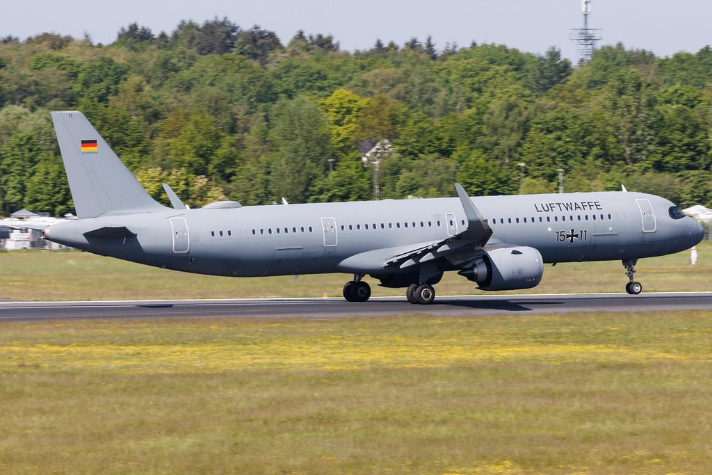 Hamburg Airport: German Air Force (/ GAF) | Airbus A321-251NX A21N | 15+11 | MSN 10528