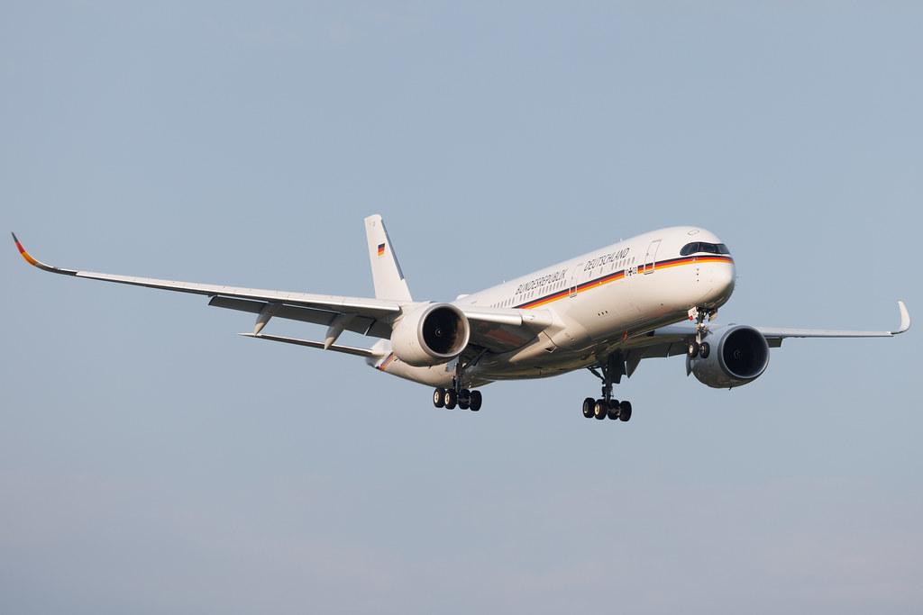 Hamburg Airport: German Air Force (/ GAF) | Airbus A350-941 A359 | 10+03 | MSN 416