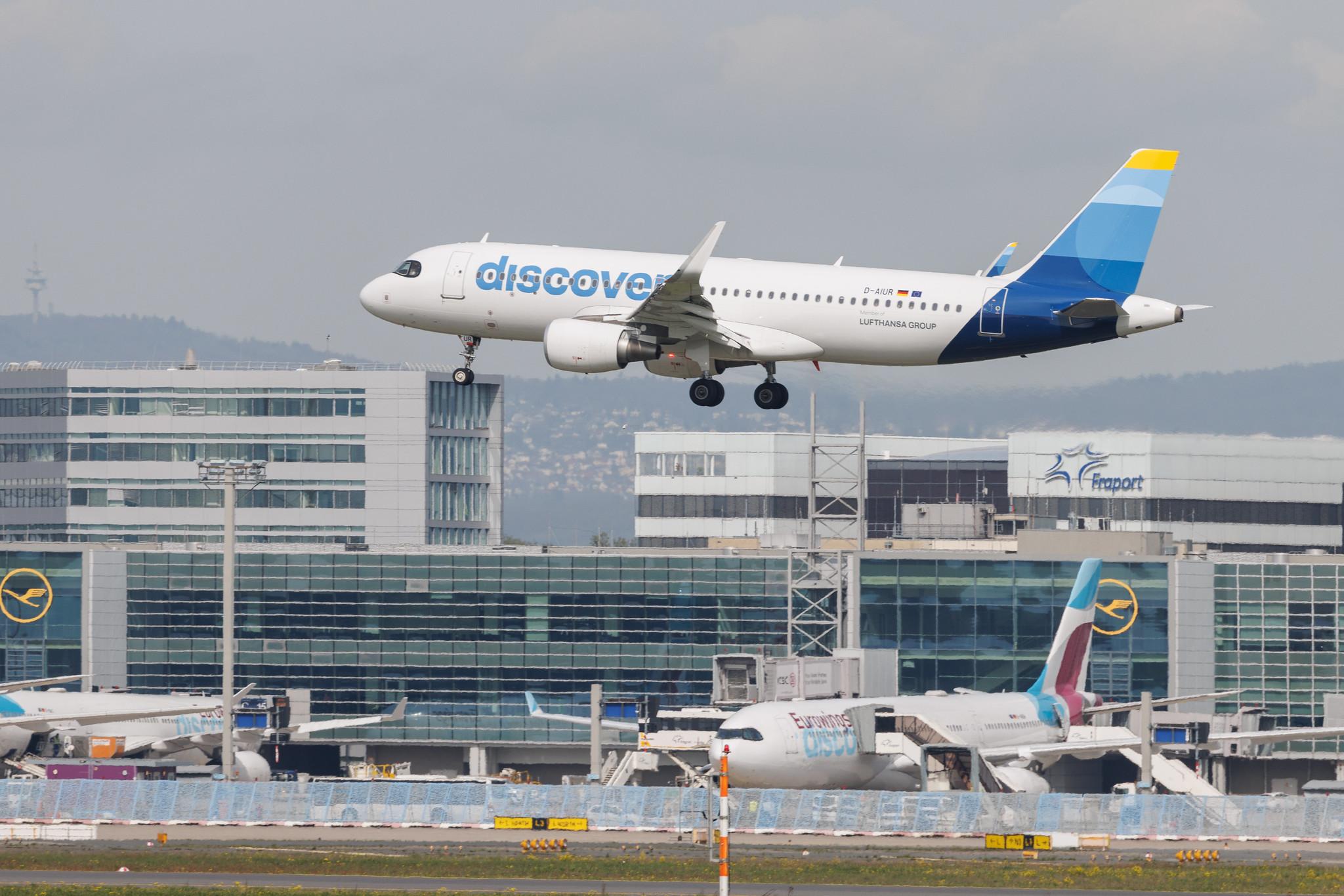 Frankfurt Airport: Discover Airlines (4Y / OCN) | Airbus A320-214 A320 | D-AIUR | MSN 6985