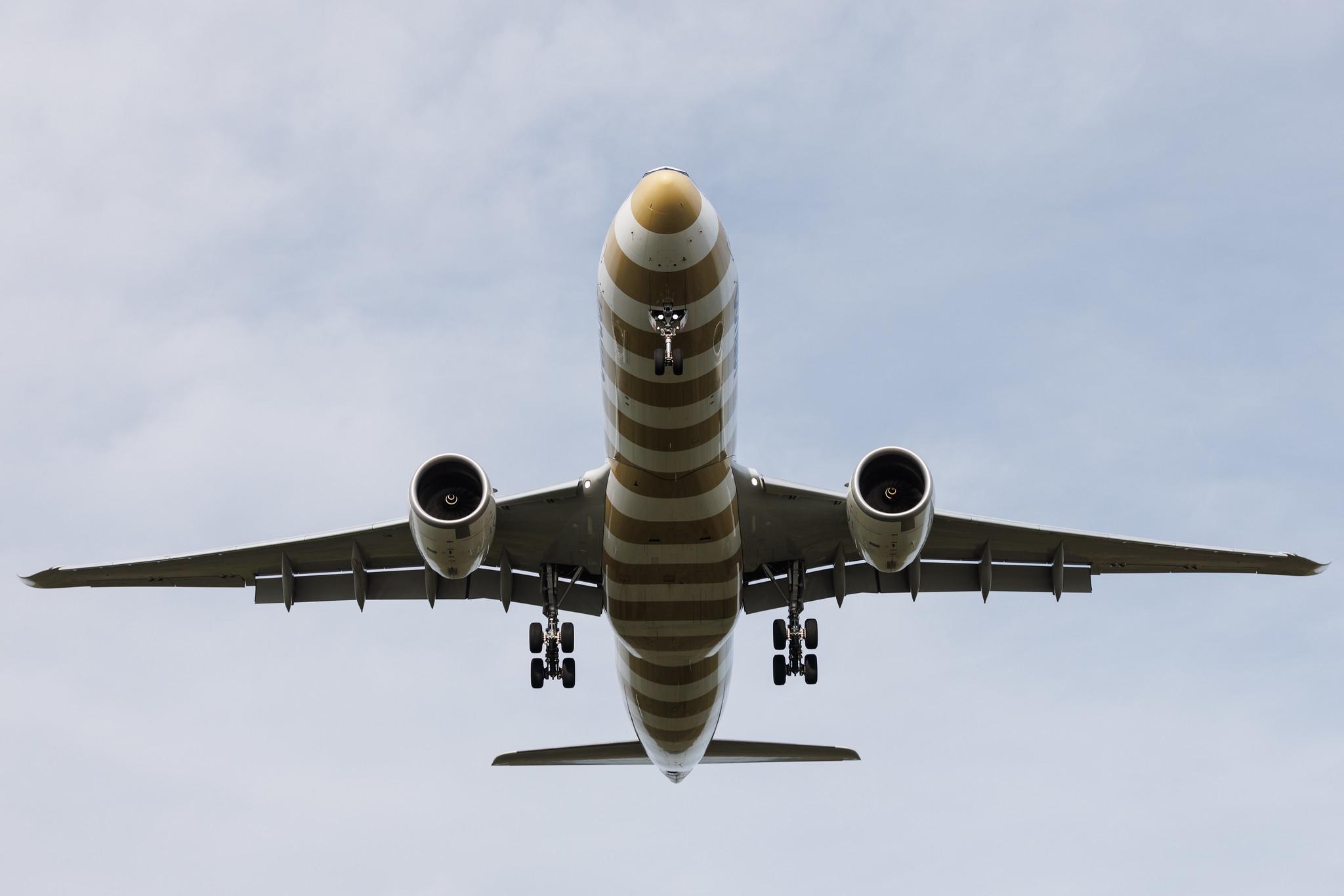 Frankfurt Airport: Condor (DE / CFG) | Airbus A330-941 A339 | D-ANRH | MSN 2024