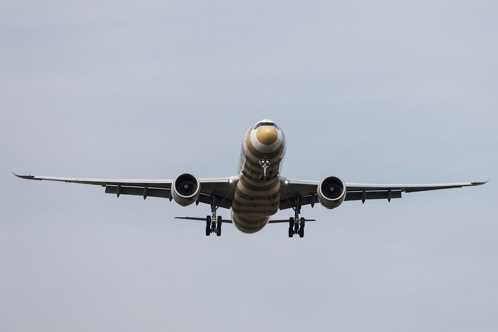 Frankfurt Airport: Condor (DE / CFG) | Airbus A330-941 A339 | D-ANRH | MSN 2024