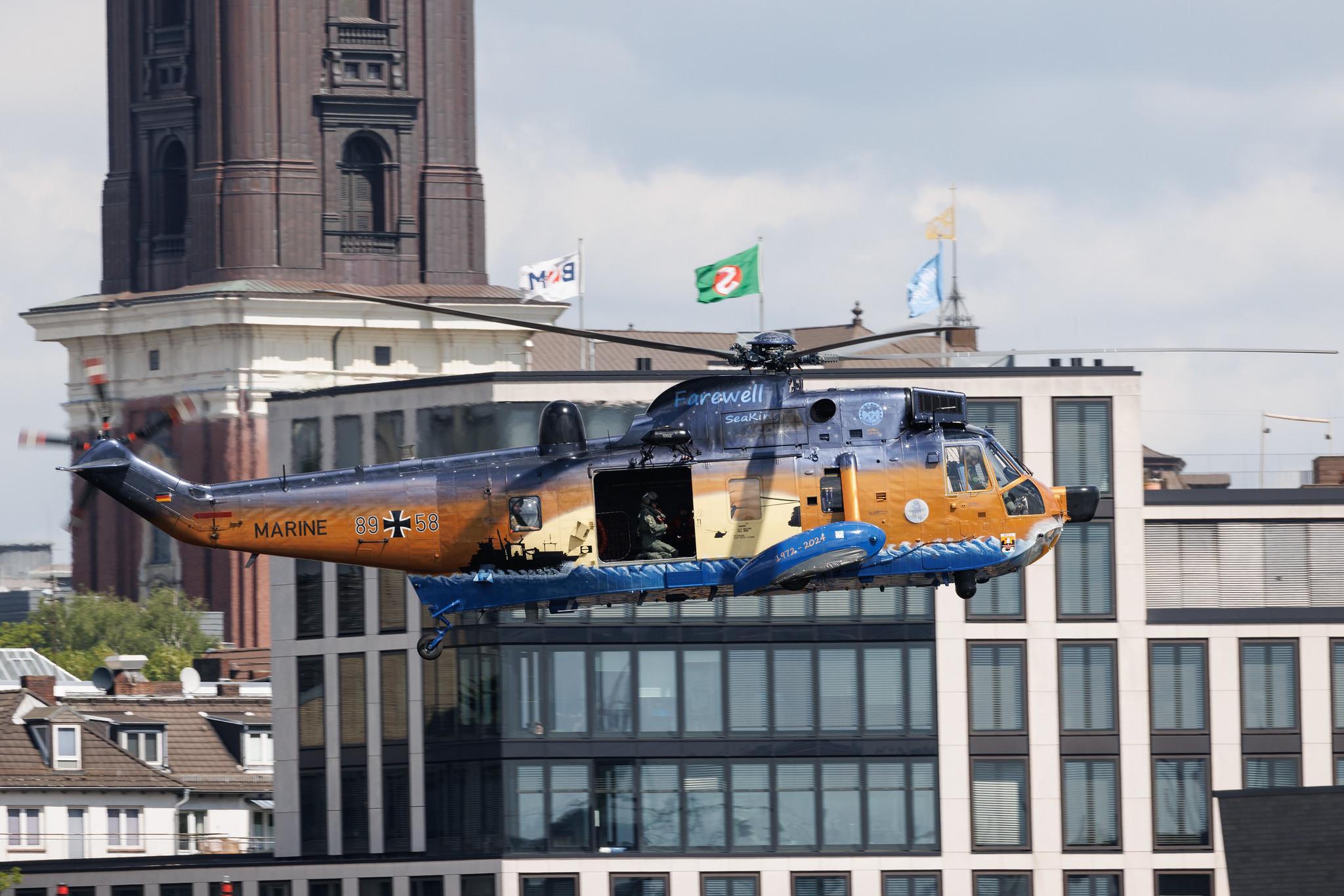 SOS Joint Rescue Operation: German Navy (/ GNY) | Westland Sea King Mk.41 | 89+58 | MSN WA759