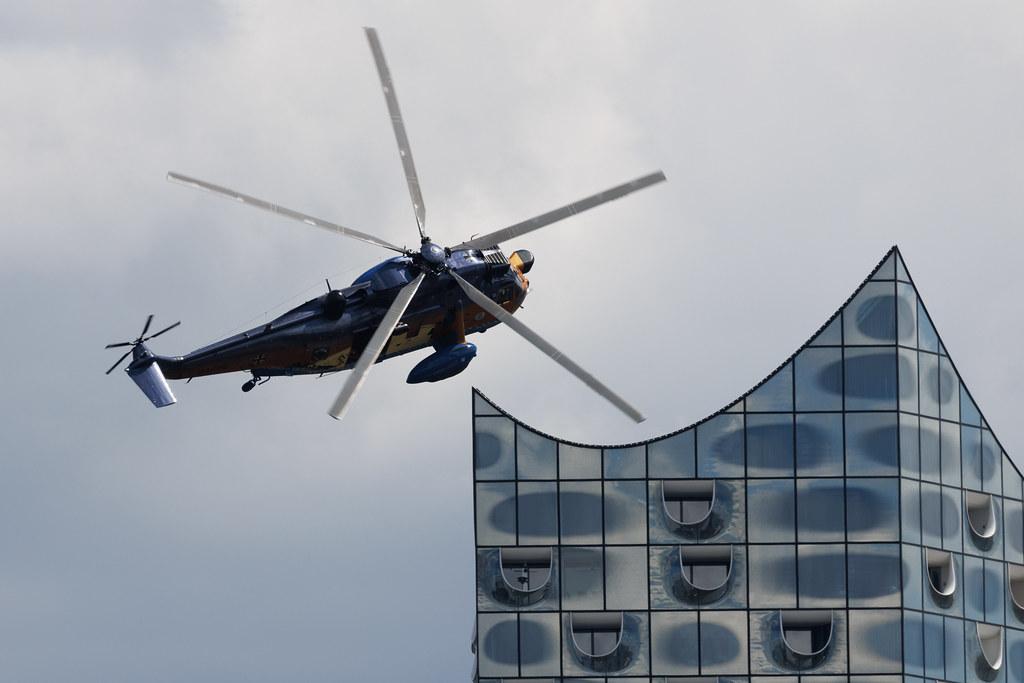 SOS Joint Rescue Operation: German Navy (/ GNY) | Westland Sea King Mk.41 | 89+58 | MSN WA759