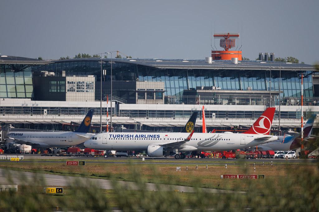 Hamburg Airport: Turkish Airlines (TK / THY) | Airbus A321-271NX A21N | TC-LSM | MSN 09044