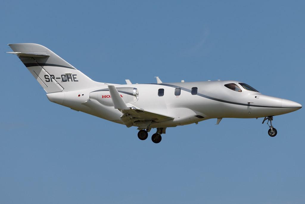 Warsaw Chopin Airport: Jet Story (/ JDI) | Honda HA-420 Hondajet HDJT | SP-CHE | MSN 42000091