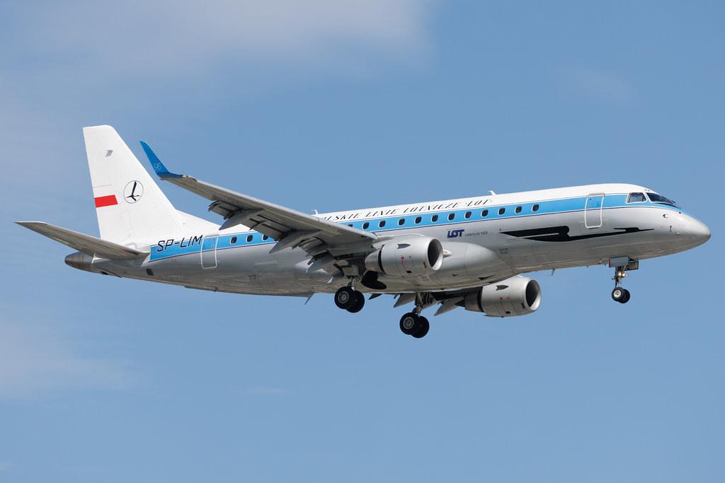 Warsaw Chopin Airport: LOT (LO / LOT) | Livery: Retro Livery | Embraer E175LR E75S | SP-LIM | MSN 17000311