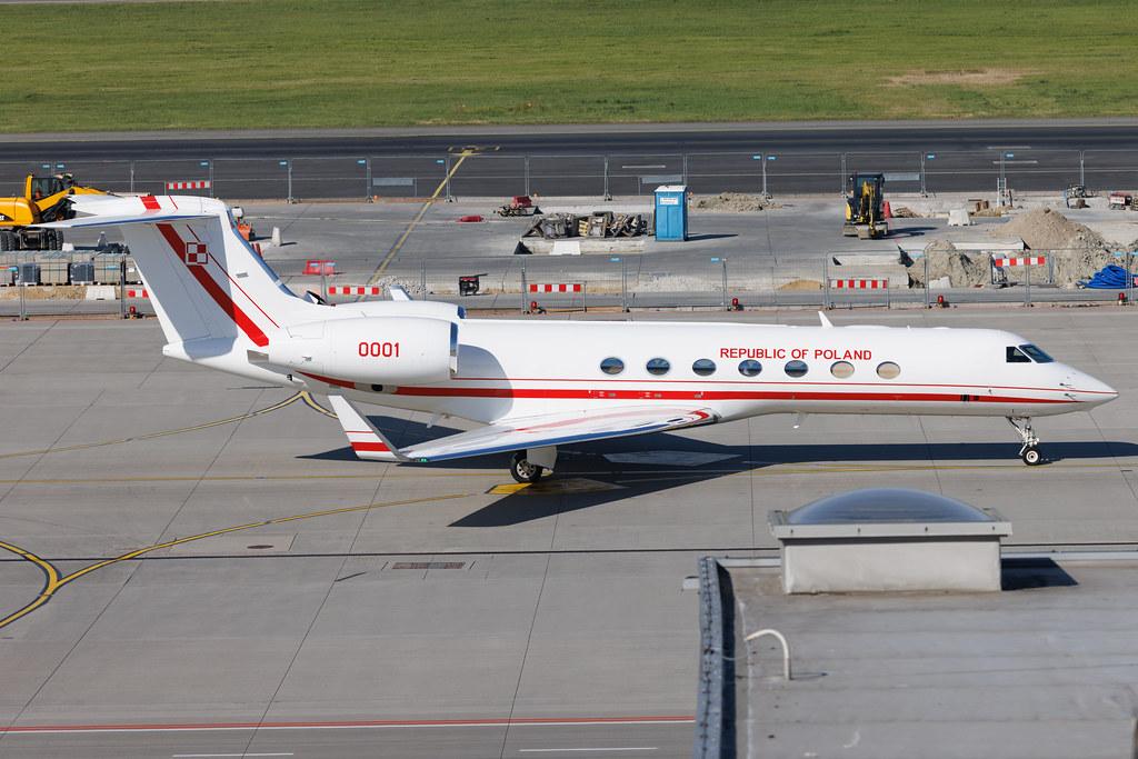 Warsaw Chopin Airport: Polish Air Force (/ PLF) | Gulfstream Aerospace G-V-SP Gulfstream G550 | 0001 | MSN 5547