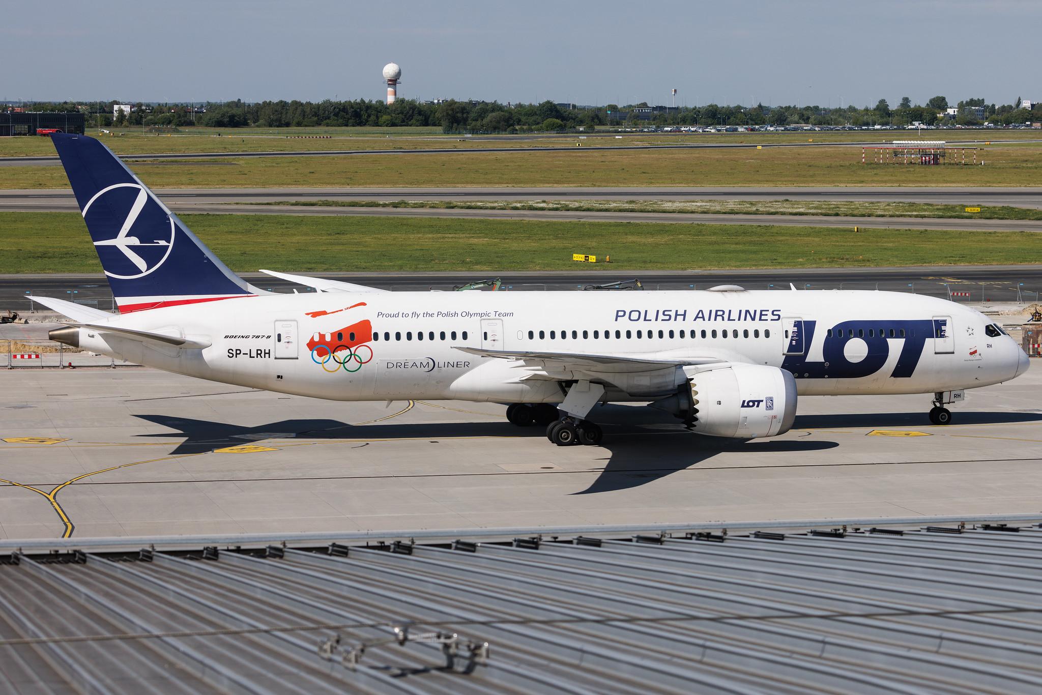 Warsaw Chopin Airport: LOT (LO / LOT) | Livery: Polish Olympic Team Livery | Boeing 787-8 Dreamliner B788 | SP-LRH | MSN 34943