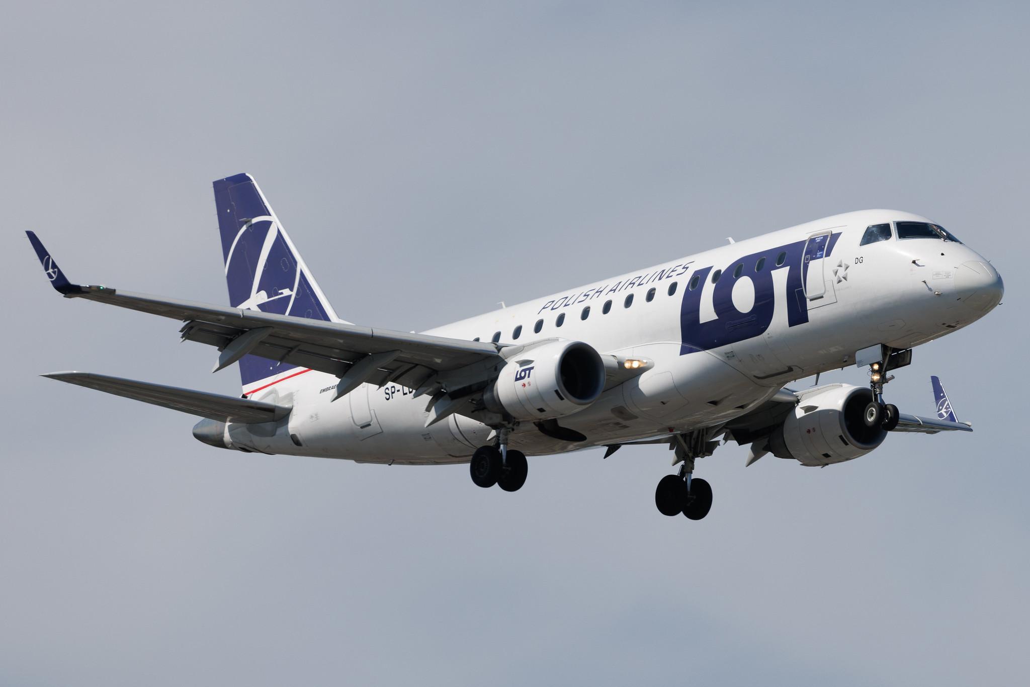 Warsaw Chopin Airport: LOT (LO / LOT) | Embraer E170STD E170 | SP-LDG | MSN 17000065