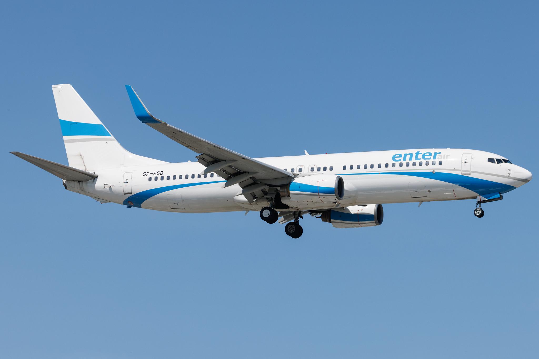 Warsaw Chopin Airport: Enter Air (E4 / ENT) | Boeing 737-8Q8 B738 | SP-ESB | MSN 30692