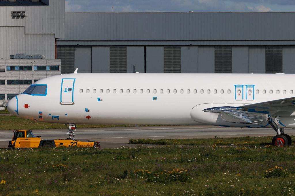 Hamburg Finkenwerder: Jet2 | Airbus A321-251NX A21N | D-AZWX | MSN 12295
