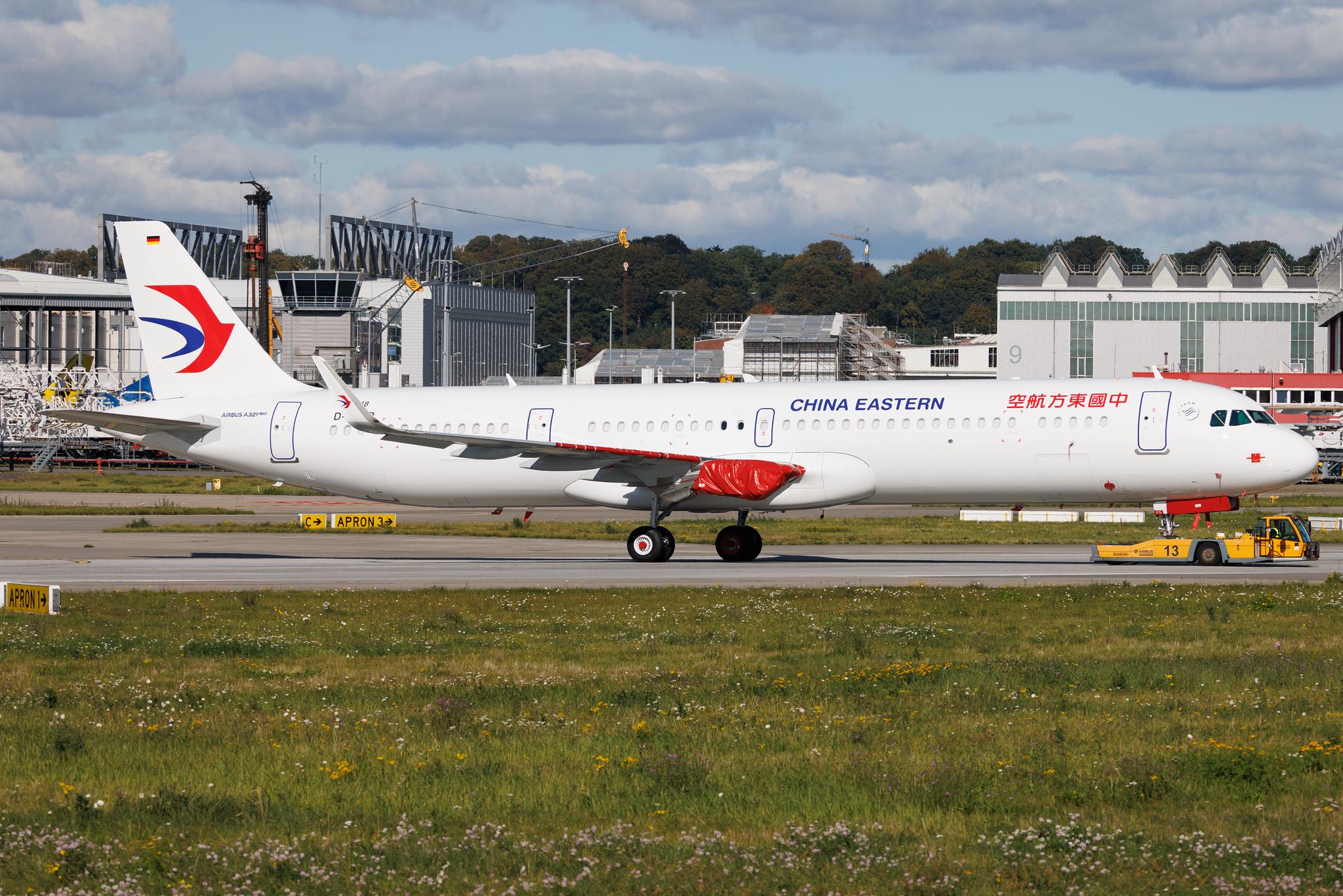 Hamburg Finkenwerder: China Eastern Airlines (MU / CES) | Airbus A321-251NX A21N | D-AZYB | MSN 12318