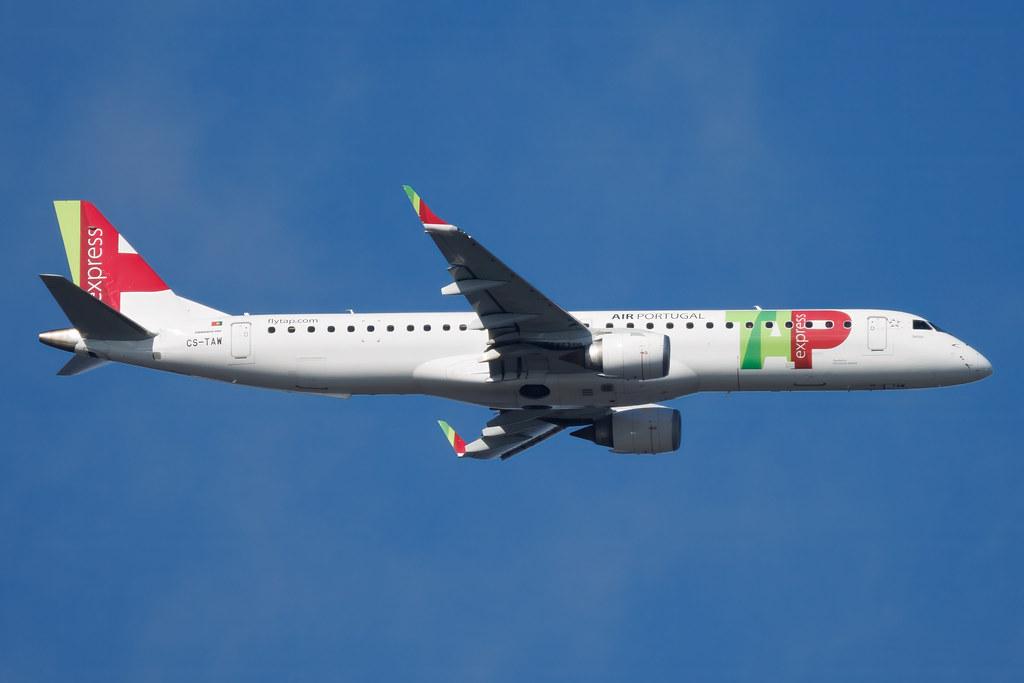 Hamburg Finkenwerder: TAP Express (TP / TAP) | Operator: Portugalia Airlines | Embraer E195LR E195 | CS-TAW | MSN 19000303