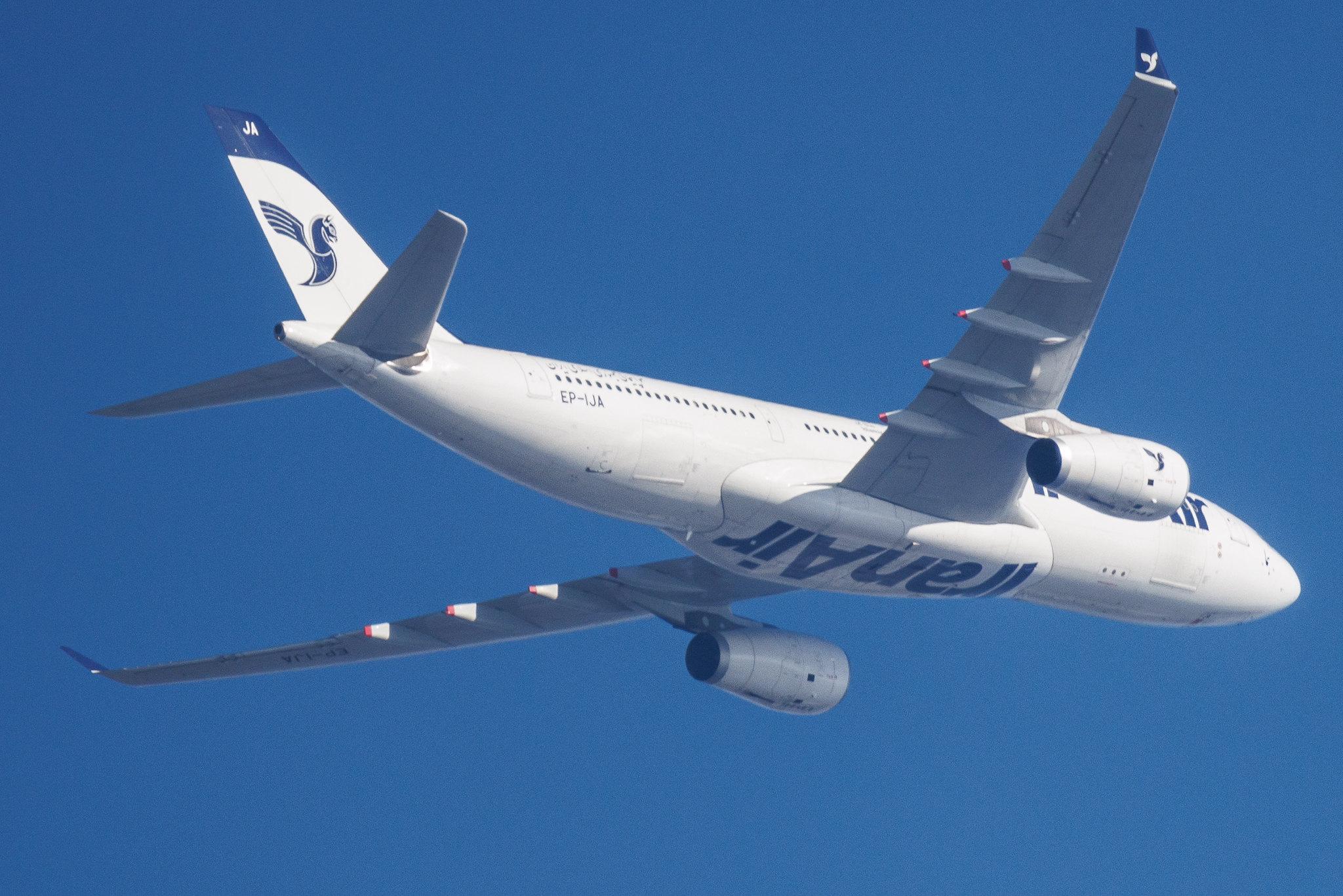Hamburg Finkenwerder: Iran Air (IR / IRA) | Airbus A330-243 A332 | EP-IJA | MSN 1540